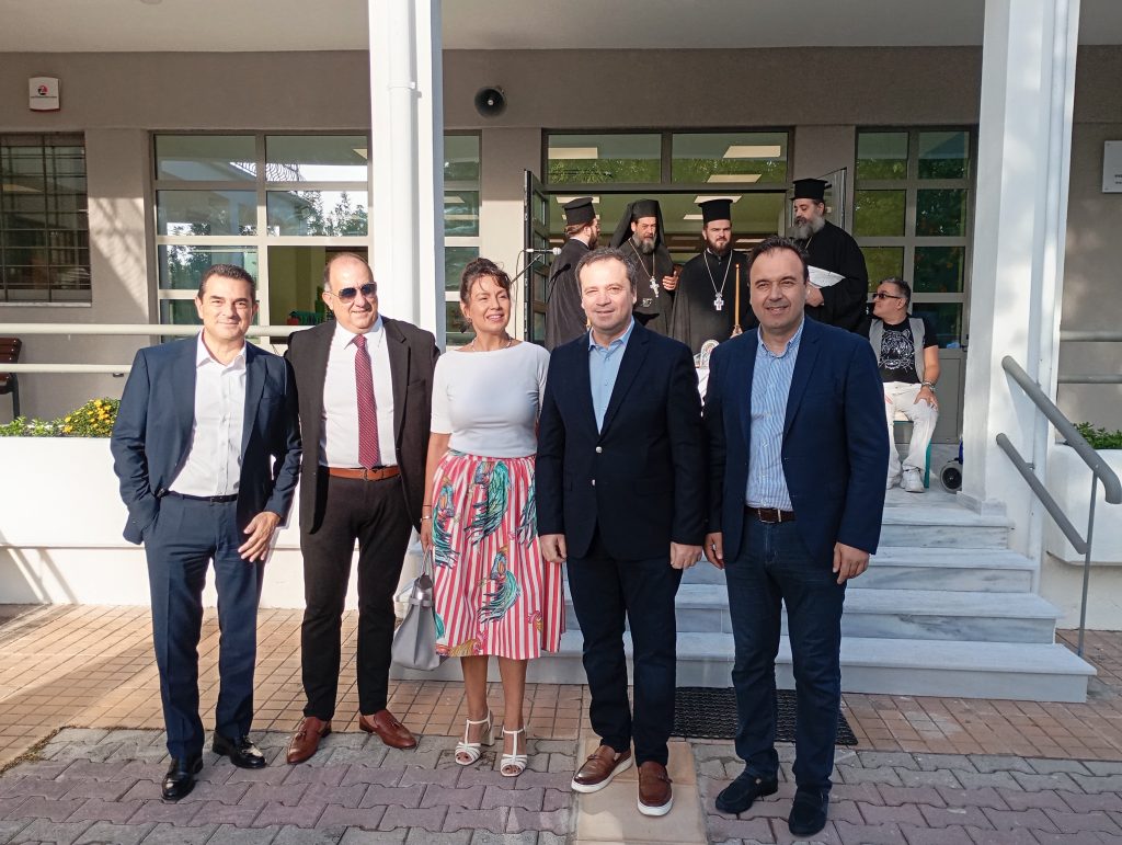 Αγιασμός στη Φαρκαδόνα με συγκίνηση και πολιτικές παρουσίες